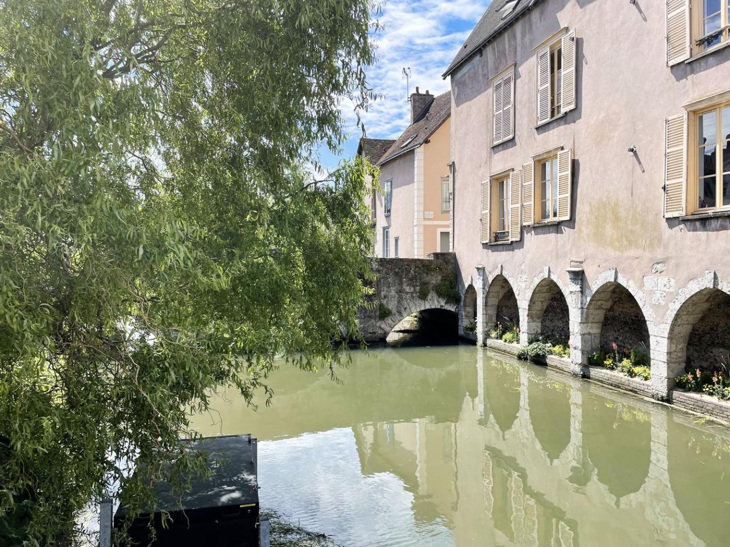 Au Bord De L'Eure - Free Parking Διαμέρισμα Σαρτρ Εξωτερικό φωτογραφία